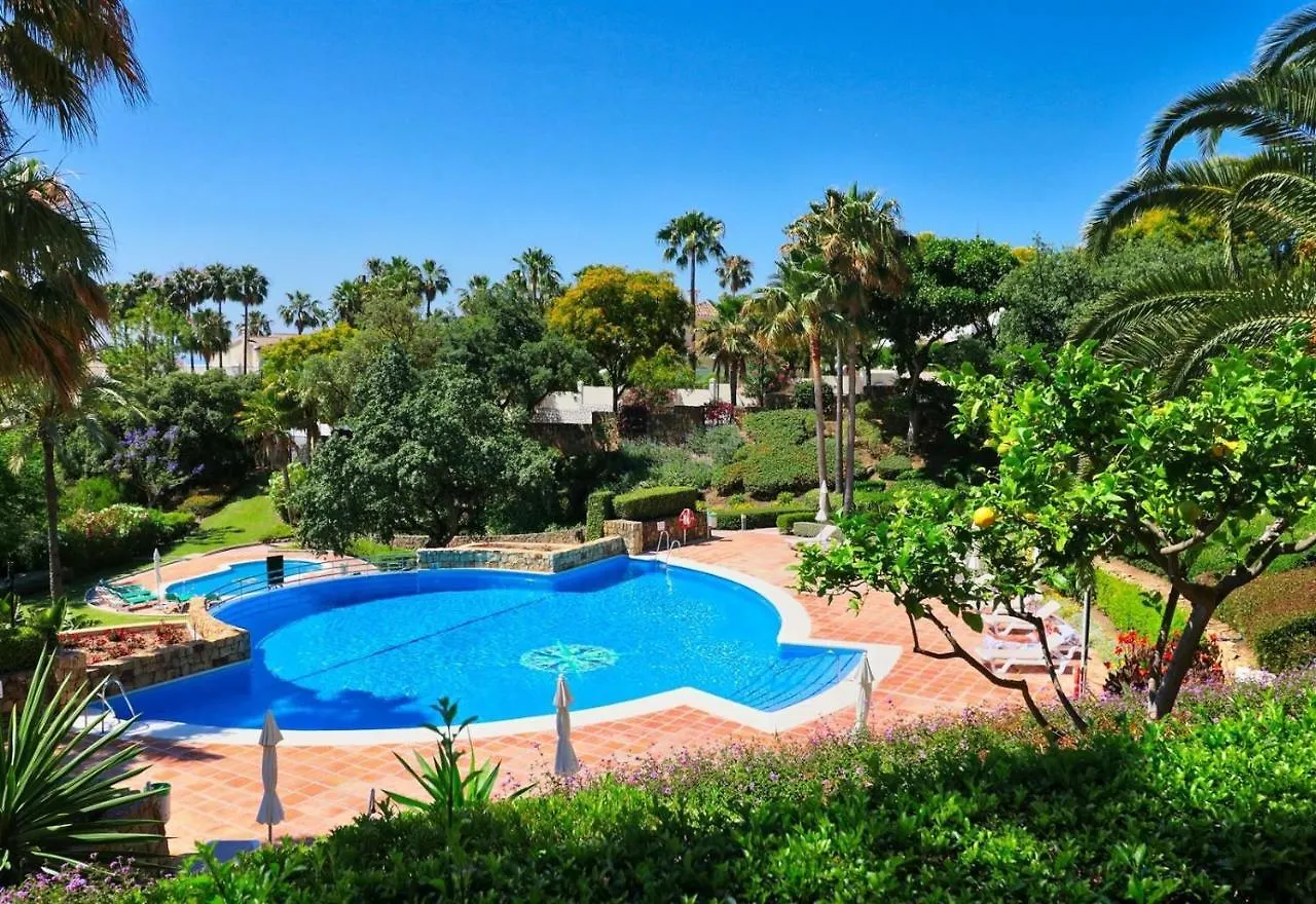 Fabulous Apartment In Elviria Hills Marbella