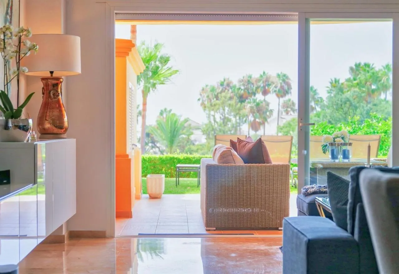 Fabulous Apartment In Elviria Hills Marbella